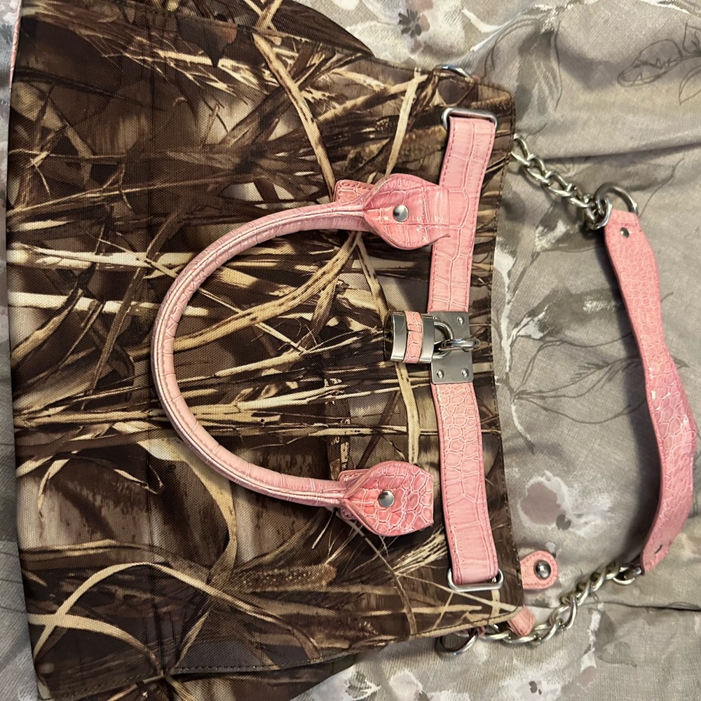 Camo purse